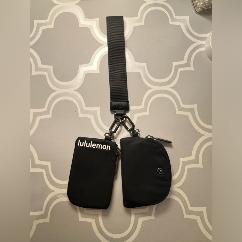 Lululemon Double Pouch Wristlet